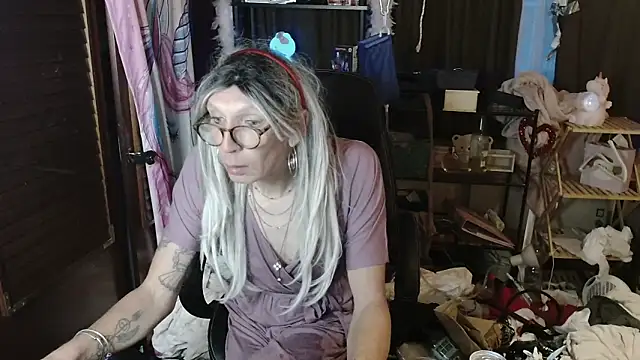 Ombeline1 online show from September 16, 4:53 am