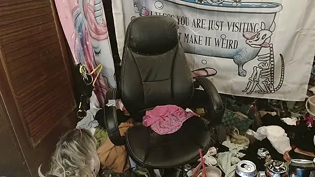 Ombeline1 online show from February 10, 6:44 pm