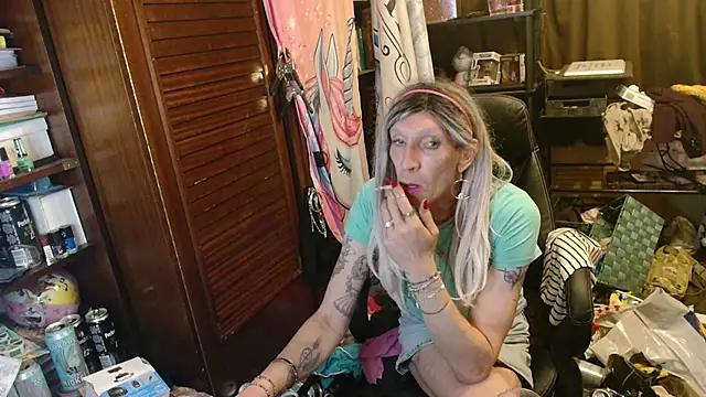 Ombeline1 online show from April 24, 10:12 pm