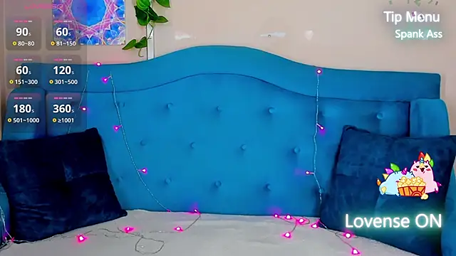 MilliStrii online show from October 18, 1:52 am