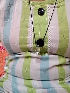 Snapshot of Hot--Shivani chatting on October 26, 2:51 am Hot--Shivani online show from October 26, 2:51 am