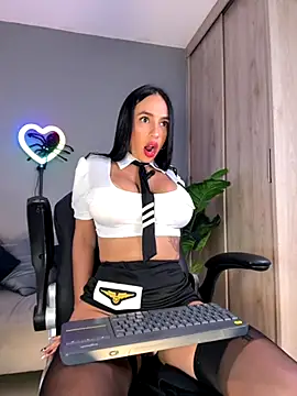 alina cruz online show from October 12, 1:19 am