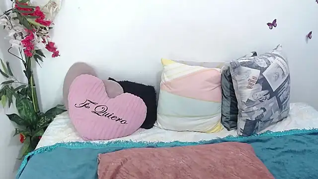 Janeth Sweet online show from April 1, 5:21 pm