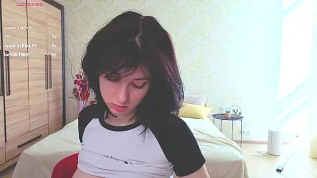 JulisSweet online show from September 21, 7:29 am