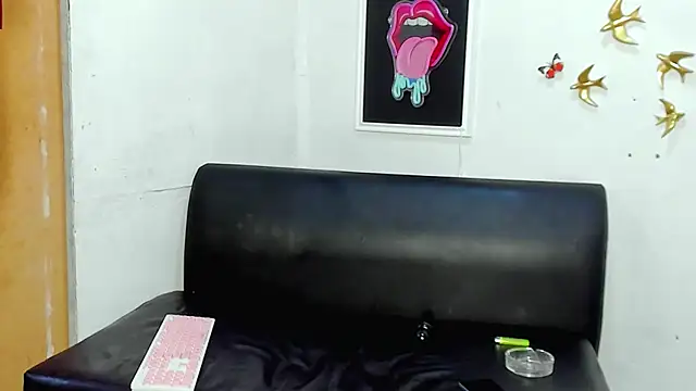 Snapshot of Ebonydollxx chatting on October 2, 12:26 am Ebonydollxx online show from October 2, 12:26 am