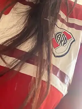 melisabunnny online show from December 21, 2:43 pm