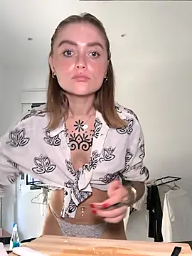 Goldloeckchen159 online show from July 14, 3:28 pm