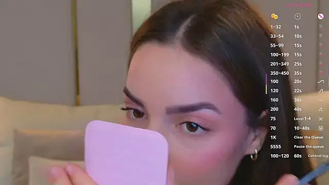 BellaHalles online show from January 11, 6:18 am