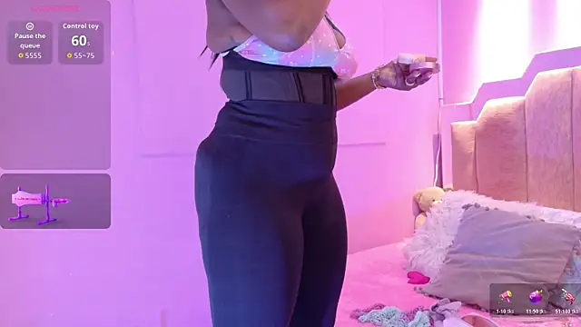 LoveQueen2 online show from April 23, 12:29 pm