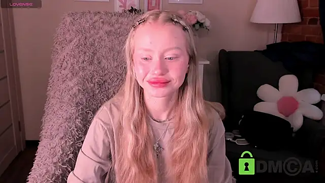 MalenaErnman online show from February 22, 10:38 am