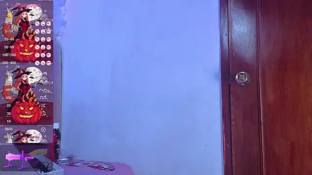 Snapshot of puca_ebony chatting on October 18, 8:21 pm puca ebony online show from October 18, 8:21 pm