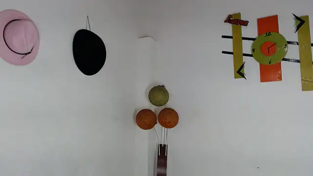 Chantal hott online show from April 20, 9:40 pm