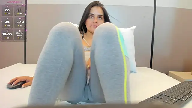 ayla13  online show from June 5, 7:42 pm
