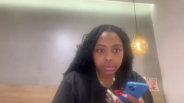 ChocolateCakeQueen online show from April 23, 4:42 am