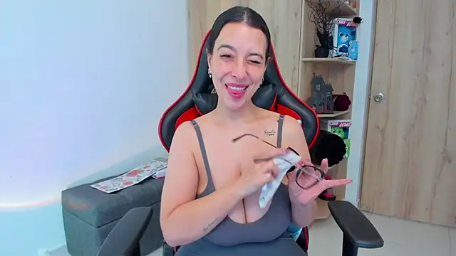  amanda seyfried19 online show from October 5, 5:07 pm