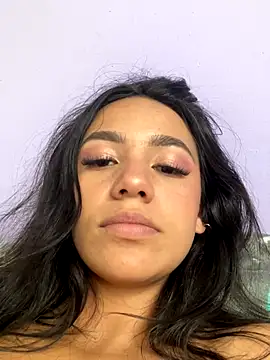 hannahb-e online show from November 13, 6:51 pm