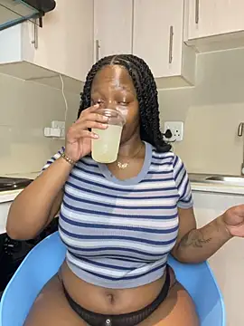Jazmine-Blue online show from June 13, 7:55 pm