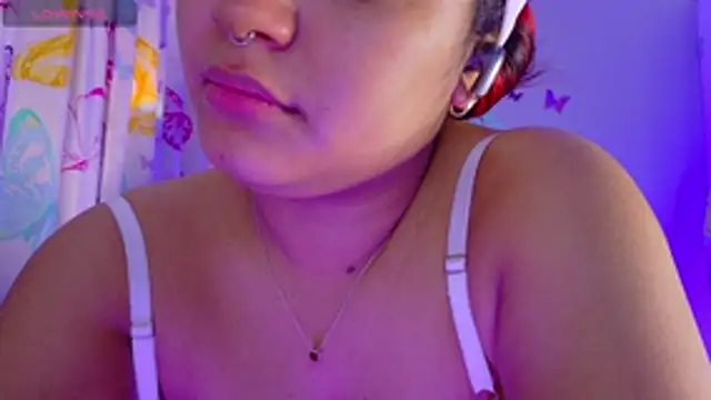 NicolleTaylor online show from April 23, 1:02 pm