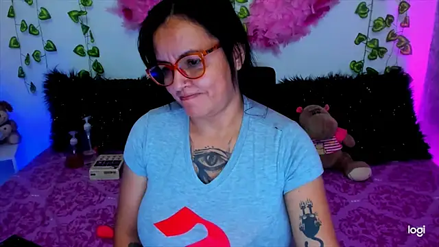 MegamKim online show from November 11, 1:56 am