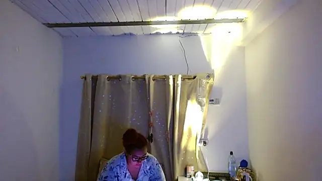 Isabella Du online show from June 9, 2:44 am