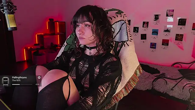 deadlysweet online show from November 22, 12:24 am