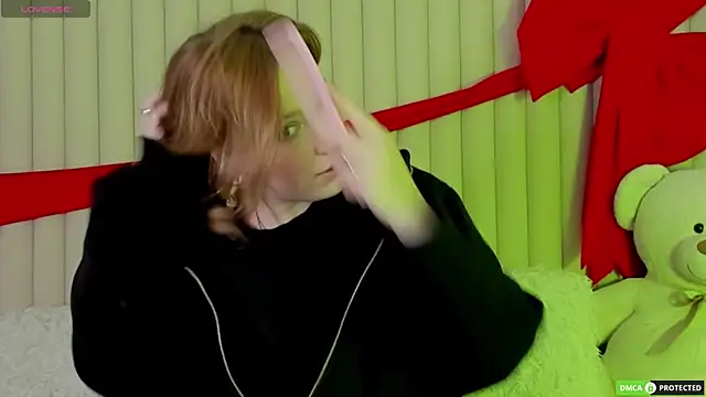 RachelCart online show from April 27, 3:14 am