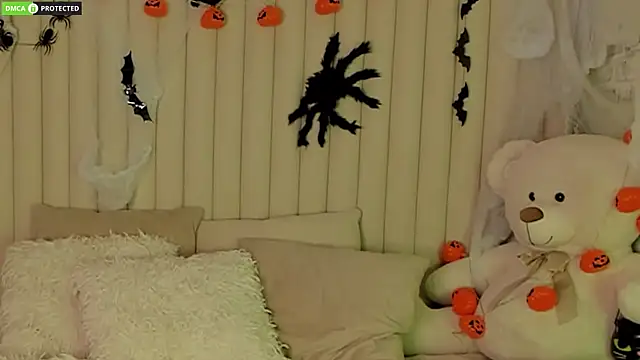 Snapshot of RachelCart chatting on October 15, 3:31 am RachelCart online show from October 15, 3:31 am