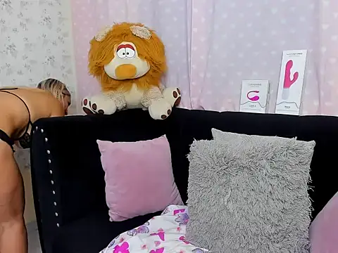 milf bigass  online show from November 24, 12:29 pm