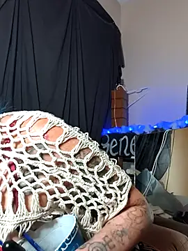 renegade vyxxen online show from January 16, 9:49 am