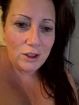 xsexycurvymilf online show from November 25, 7:54 am