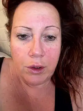 xsexycurvymilf online show from December 20, 8:40 am