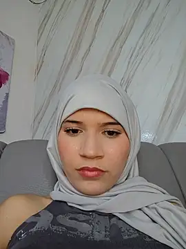 hanaa 18 online show from April 24, 9:39 pm