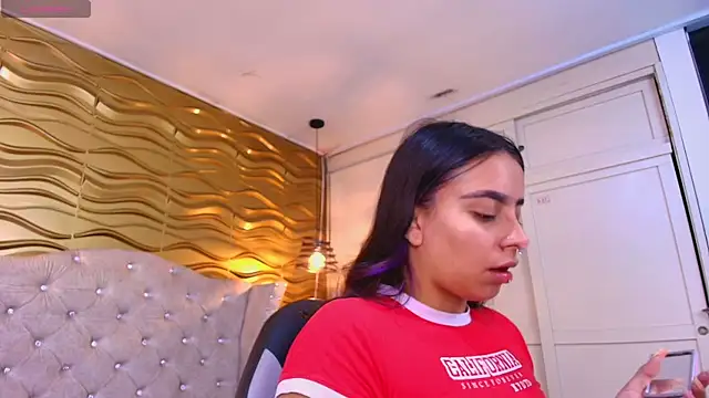 Andreita Jones online show from April 23, 11:28 am