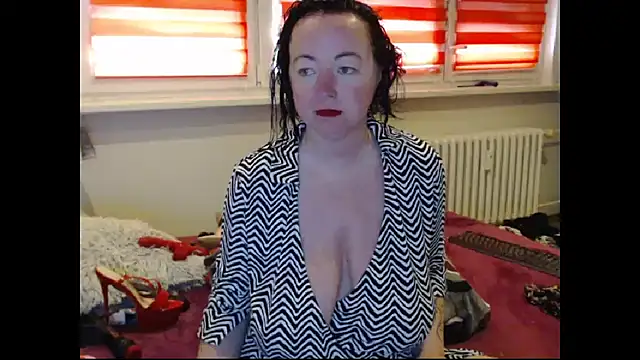 Alexie33 online show from April 23, 7:49 am