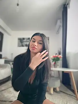 Wet Aarya  online show from April 3, 2:37 pm