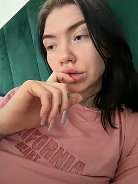 Lisaaa Alisa online show from February 25, 10:36 am