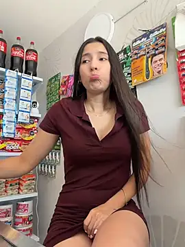 LittleDoll    online show from April 26, 2:37 pm