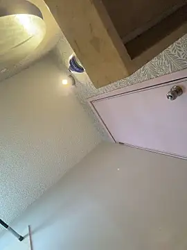 LittleDoll    online show from March 29, 1:21 pm