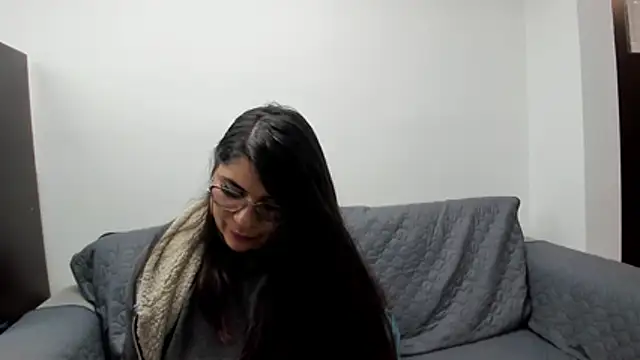 Luna Dumont online show from October 30, 11:11 am