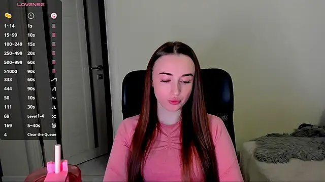 Kimmberr online show from October 28, 7:03 am