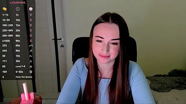 Kimmberr online show from October 17, 4:48 am