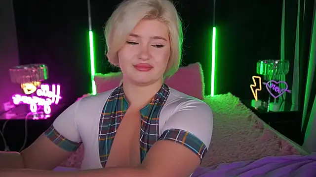 CocoSecretss online show from October 15, 6:38 am