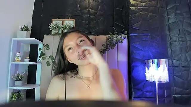 kendall saenz online show from November 3, 7:29 pm