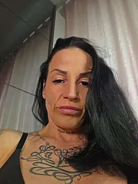 EmilyDiazofficial online show from July 22, 1:34 pm