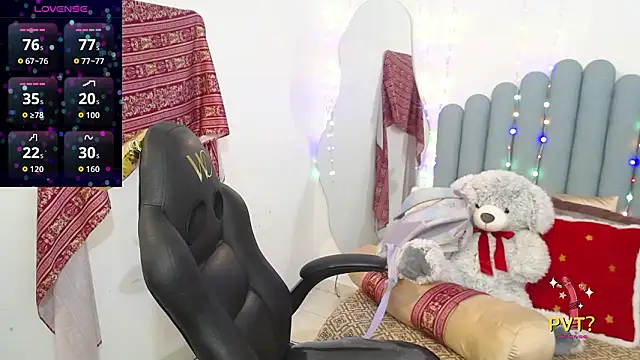 lakshmiraniii online show from March 21, 10:20 am