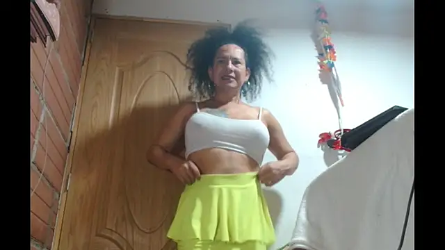 abbycrespa online show from February 16, 4:18 pm