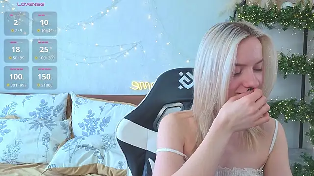 IdaValenti online show from April 22, 3:14 am