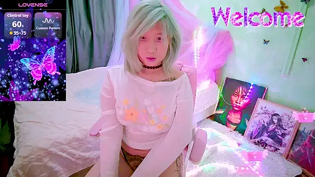 Akemilun online show from March 4, 4:13 pm