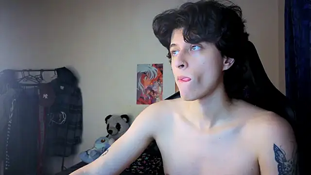 angelitofemboy online show from December 1, 11:07 pm