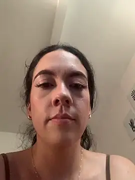 ImAlicee online show from December 14, 6:03 pm